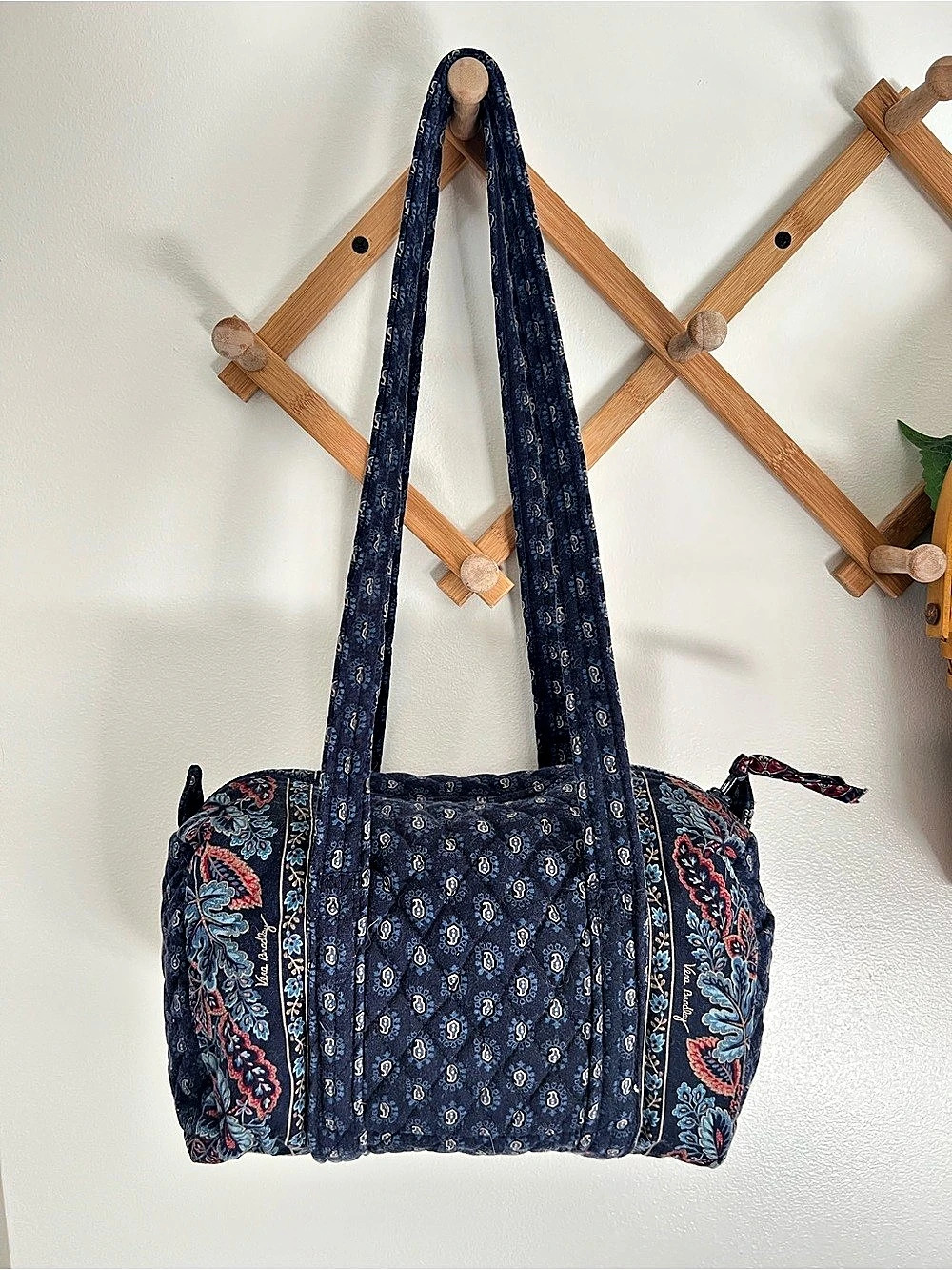 Vera Bradley Vintage Classic Blue Original 100 Bag